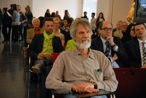 Jochen Kiesling, Lnadesvoritzender des BDK Fachverband für Kunstpädagogik hielt eine seiner kurzweiligen Rede einen ganznormalen Alltag eines Kunstlehrers.